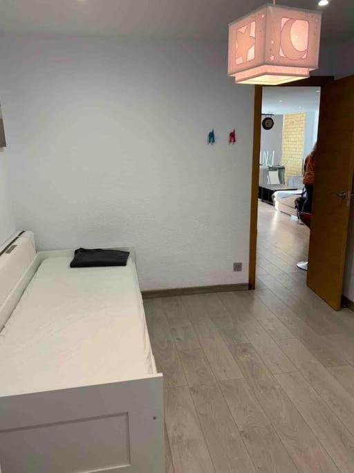 70 Sqm Apartment With Seaview In Arenales Del Sol. エクステリア 写真